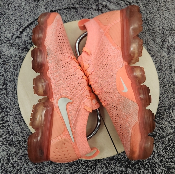 RARE Nike Air Vapormax Flyknit 2 Crimson Pulse Shoes Women's Size 10 - Picture 5 of 9